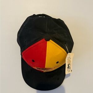 Very Rare Unworn brand new starter with tags Vancouver Canucks SnapBack hat